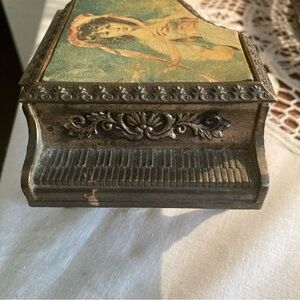 Antique VICTORIAN Music Trinket Jewelry Box Works - Pink Girl on Top - Roses 🌹